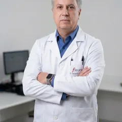 Dr. Ronald Freire